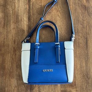 Guess Crossbody